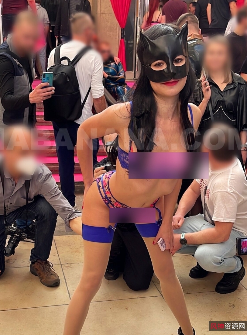 神秘妆容大揭秘!miabanana的84个视频等你解锁