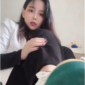 套路直播明星豆满月：17v9.38g视频数量惊人，收藏宝库！