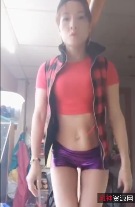 熟女仙洋广场舞视频[56V/1.14G]，擦边无闪现，金币下载