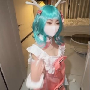 胖臀妹子91妹子小奈瑶cos百度ED2K视频集合，总计46个14.8G，新增小欣奈视频！