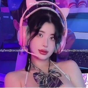 OF台湾网红Cocopie素颜魅力合集5V275M，浴缸秀超真实！