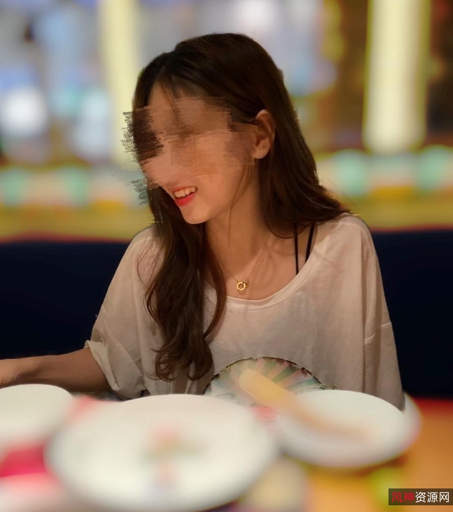 迷人小嫂系列视频合集：5弹精彩内容，超轻2.26g，绝佳收藏品！