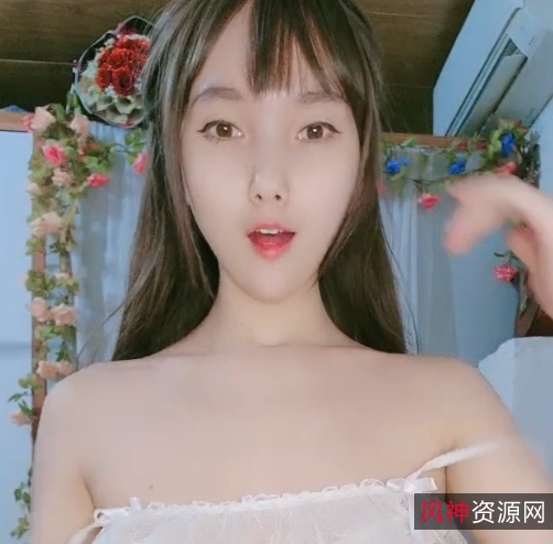 粉红色宿舍直播小英视频合集，38个视频，35G精彩内容，快来收藏！