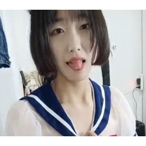 骨逗妹子百度甜美小奶敷敷最新合集33V21G，收藏98