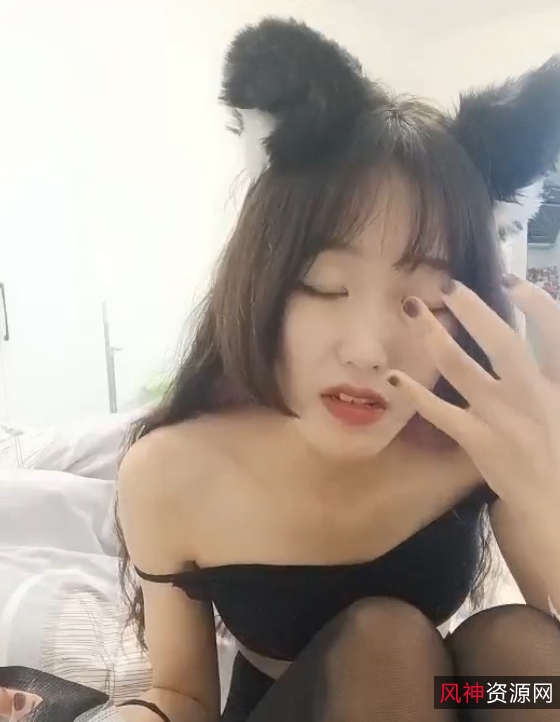 骨逗妹子百度甜美小奶敷敷最新合集33V21G，收藏98