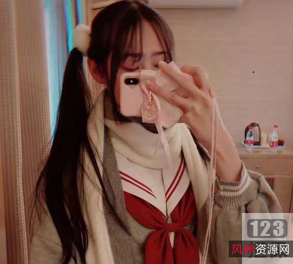 福利姬江可爱抖粉6.8G几十部私密太甜到你发慌