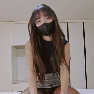 推特爱玩熊熊私拍美腿精品15V合集21G太绝了