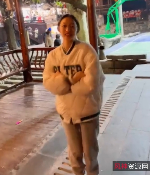 快手梦杰反差婊狗子驯化实录320部74G新增姐妹花沐秋双人教学含更衣室偷录&酒店三人游道具指教重点MD177：学狗叫深处嘴艺开发+床单液体特写