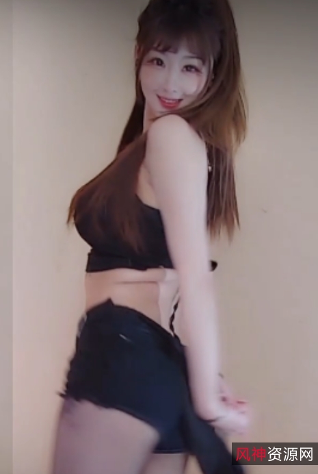 虎牙牛小蘑菇4月热舞小合集10部1.8G,无水印