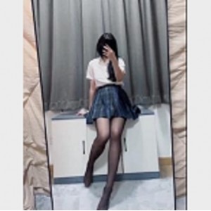 MomoYih幻影金龙完整版合集17V白嫩光阴5.1G巨物控专属