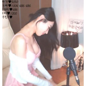 韩宝贝女神直播秀516G113V肤若凝脂