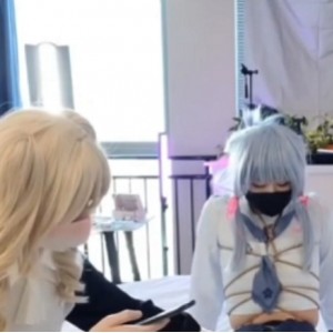 TikTok果橙子伪娘双人秀1部2.19G太惹火