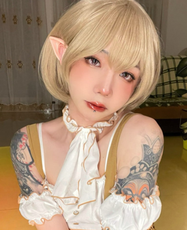 推特十六夜淚伪娘优质图包18套+散图7G流口水