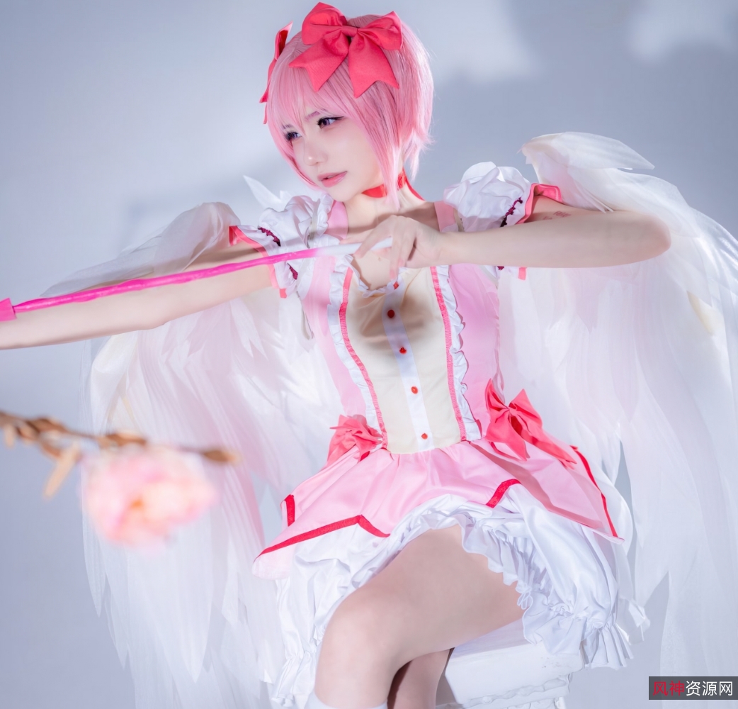 诱人核酸酱coser合集50部2.28G推特福利姬