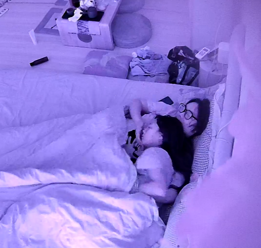 酒店实录优质美女半推半就系列1.2G火辣珍藏