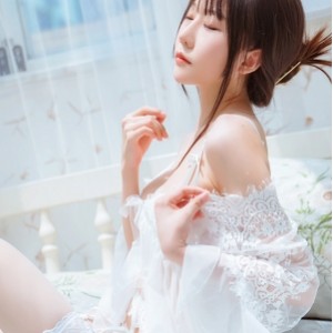 她拍香草喵露露cos作品70套53V67G绝了