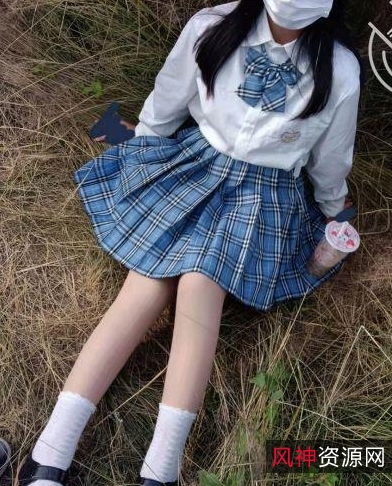 表妹素人嫩妹自拍19部4.55G爽歪歪