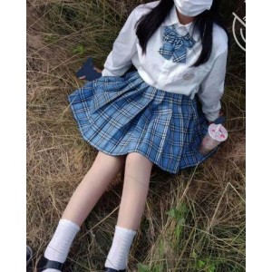 表妹素人嫩妹自拍19部4.55G爽歪歪