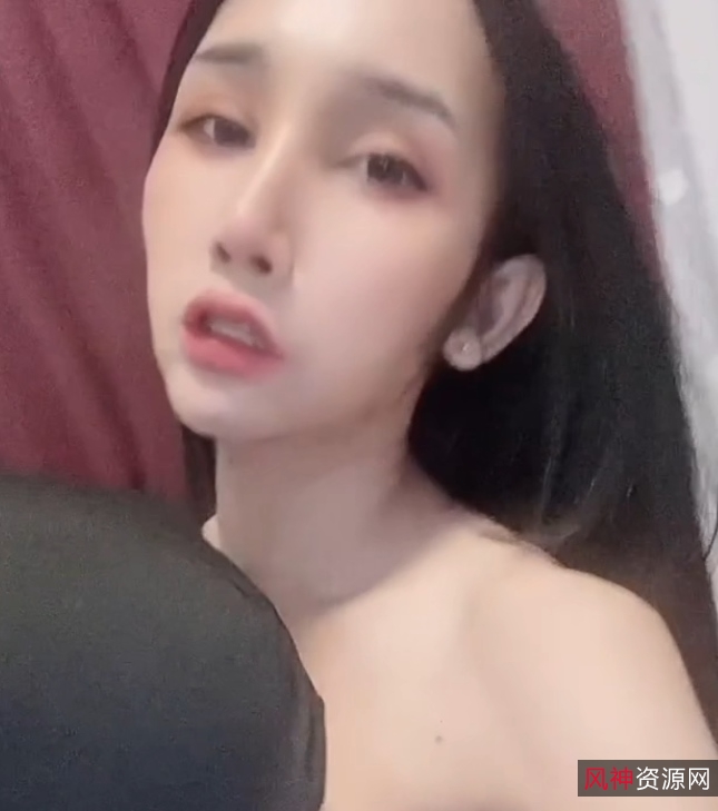 贴贴cdkittyyumiko伪娘1部970M火辣优质