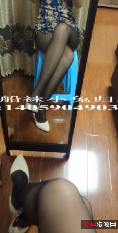 船袜小兔推特诱人视频88部60g迷死人