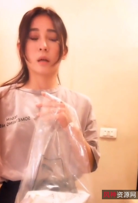 性感funnyg合集48部8.75G网盘